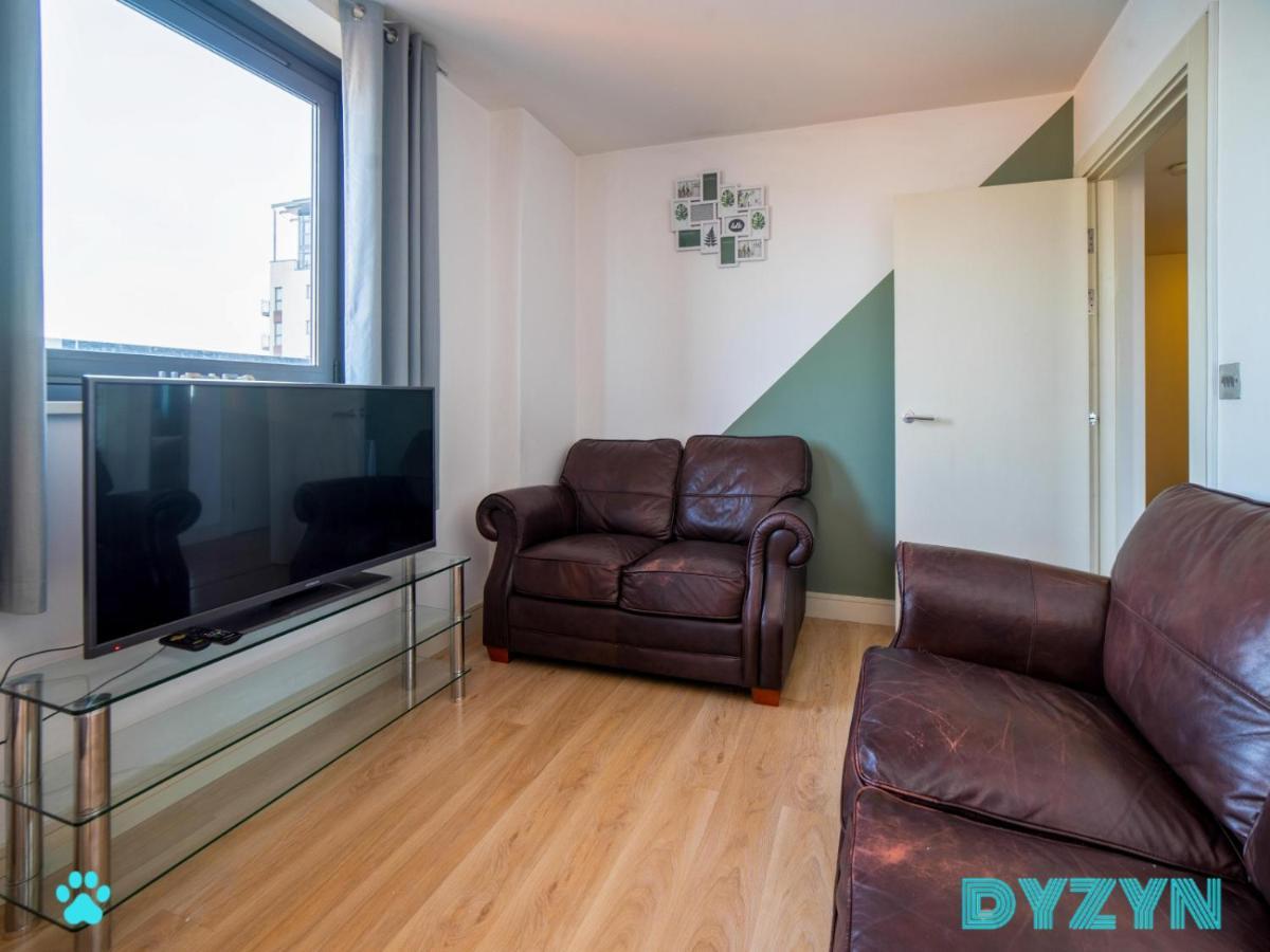 Cozy 2Br Retreat Prime Cardiff Locationアパートメント エクステリア 写真